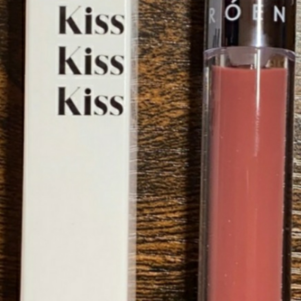 Roen Beauty Kiss kiss kiss Liquid Lip Balm